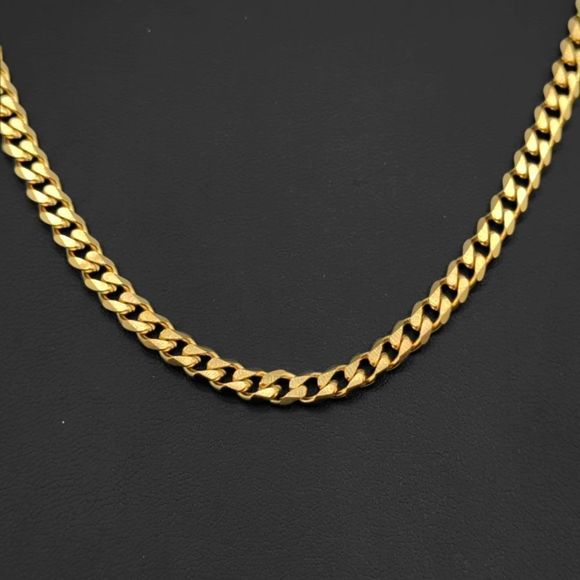 22" x 5mm 14K Gold Finish over 316L Stainless Steel Cuban Chain. - Picture 11 of 13